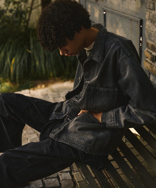 UNIVERSAL OVERALL(ユニバーサルオーバーオール)の「《AVIREX / UNIVERSAL OVERALL》DENIM COVERALL / デニムカバーオール / アヴィレックス / ユニバーサルオーバーオール(カバーオール・メンズ・ライトインディゴブルー/ブラック・XX-LARGE/X-LARGE/LARGE/MEDIUM)」の8枚目の写真