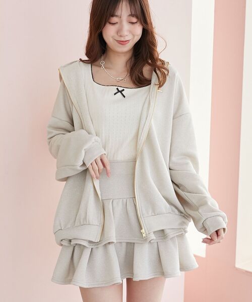 MAJESTIC LEGON（マジェスティックレゴン）の「ミディ丈裏毛ジップパーカー（パーカー・レディース・アイボリー/グレー/チャコールグレー・MEDIUM）」の7枚目の写真