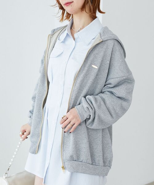 MAJESTIC LEGON（マジェスティックレゴン）の「ミディ丈裏毛ジップパーカー（パーカー・レディース・アイボリー/グレー/チャコールグレー・MEDIUM）」の18枚目の写真