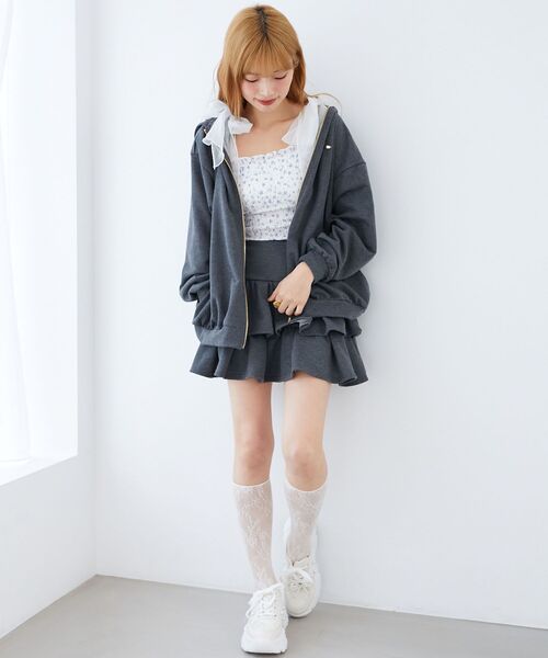 MAJESTIC LEGON（マジェスティックレゴン）の「ミディ丈裏毛ジップパーカー（パーカー・レディース・アイボリー/グレー/チャコールグレー・MEDIUM）」の21枚目の写真