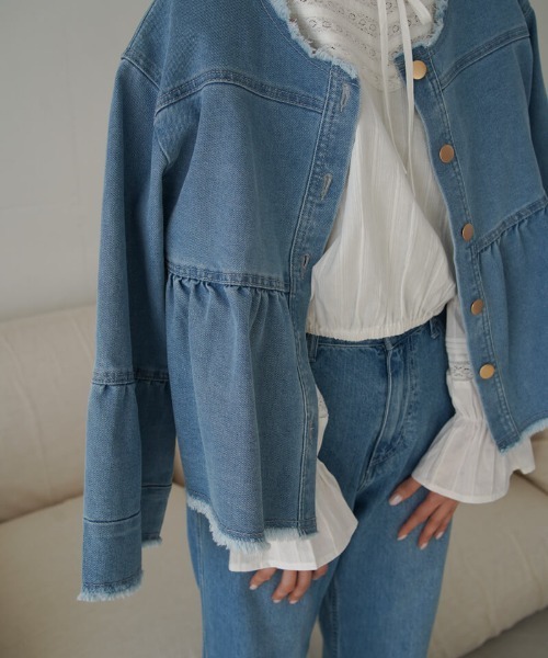 flower（フラワー）の「デニムフレアジャケット（ノーカラージャケット・レディース・ブルー・FREE）」の4枚目の写真