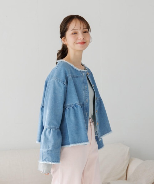 flower（フラワー）の「デニムフレアジャケット（ノーカラージャケット・レディース・ブルー・FREE）」の10枚目の写真