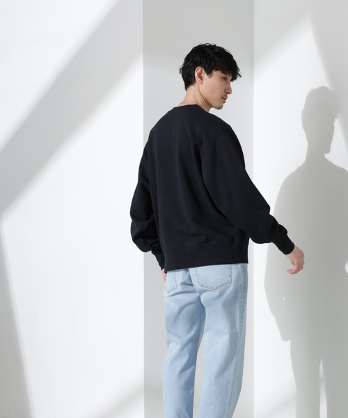 NANO universe（ナノユニバース）の「｢KELTY×NANO universe｣ミニロゴクルーネックスウェット（スウェット・メンズ・グレー/ブラック・L/M/S）」の8枚目の写真