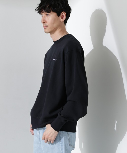 NANO universe（ナノユニバース）の「｢KELTY×NANO universe｣ミニロゴクルーネックスウェット（スウェット・メンズ・グレー/ブラック・L/M/S）」の4枚目の写真