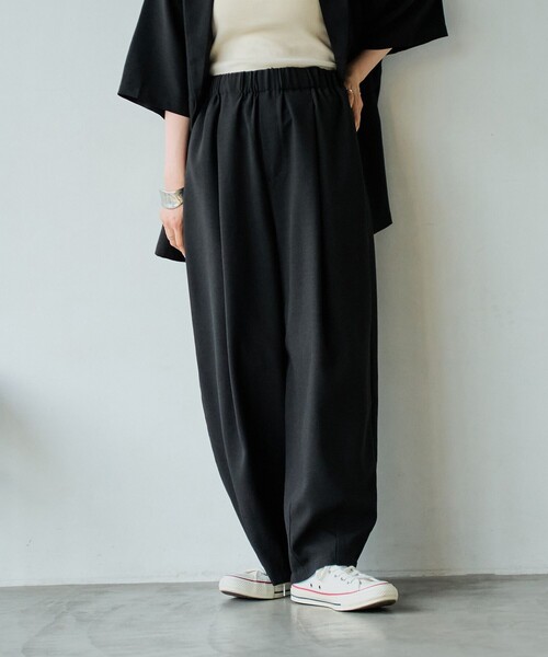 coen（コーエン）の「リネンタッチ ポリエステル イージー カーブパンツ（スラックス・レディース・ナチュラル/ブラック/ベージュ・M/L）」の4枚目の写真