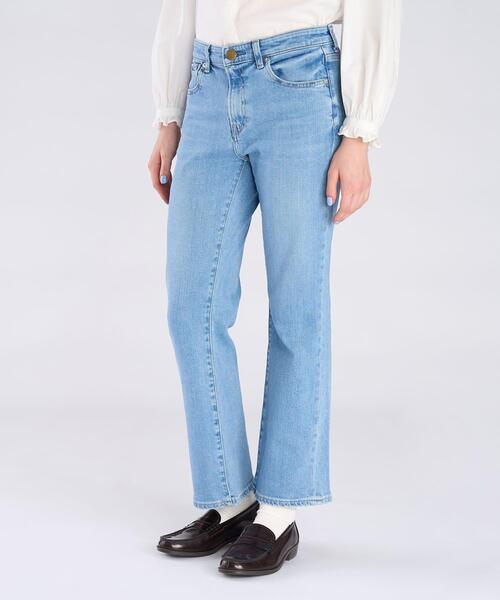 To b. by agnes b.(トゥービーバイアニエスベー)の「To b. by agnes b. x RED CARD TOKYO Marmalade with To b. フレアデニムパンツ(デニムパンツ・レディース・ブルー系その他・24/25/23)」の6枚目の写真