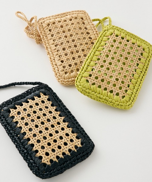 CATERINA BERTINI（カテリーナベルティーニ）の「ラフィアフォーンバッグ《CATERINA BERTINI》（ショルダーバッグ・レディース・ベージュ/ブラック/ライトグリーン・フリー）」の7枚目の写真