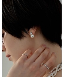 MEISM | [2025SS COLLECTION][MEISM by Re:EDIT]フェイクパール×トライアングルモチーフピアス[返品交換不可](ピアス（両耳用）)
