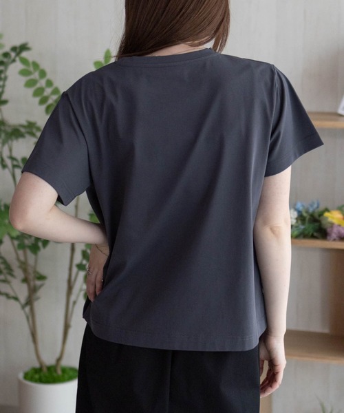 HusHusH（ハッシュアッシュ）の「HusHusH ロゴプリントTシャツ（Tシャツ/カットソー・レディース・オフホワイト/チャコールグレー/ベージュ・M/L）」の13枚目の写真