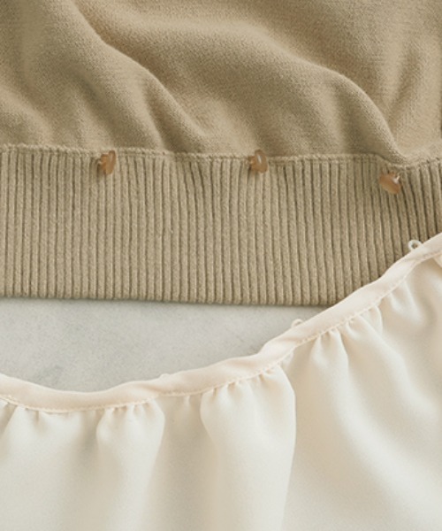 HUG.U(ハグユー)の「「外せる裾」ほど甘 2way カーディガン(カーディガン/ボレロ・レディース・ブラック/セージグリーン/ダークベージュ/ホワイト・FREE)」の11枚目の写真