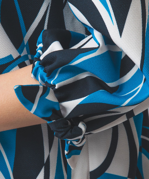 セール】【NARACAMICIE】【セットアップ対応】ウェーブ幾何プリント七