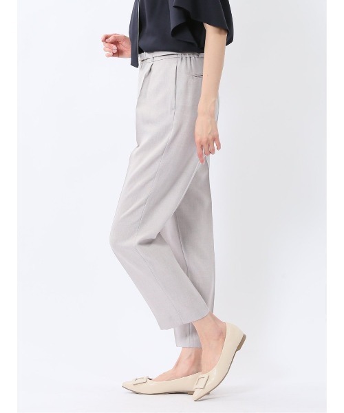 m.f.editorial(エムエフエディトリアル)の「【ストレッチ ウォッシャブル】m.f.エディトリアルレディース テーパードパンツ グレー(セットアップ可能)(スーツジャケット・レディース・ライトグレー・S/MEDIUM/LARGE/X-LARGE)」の4枚目の写真