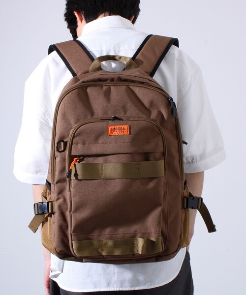 UNIVERSAL OVERALL(ユニバーサルオーバーオール)の「【UNIVERSAL OVERALL】TAPE RUCKSACK バックパック リュック(バックパック/リュック・メンズ・チャコールグレー/ベージュ/ネイビー/ブラック・FREE)」の3枚目の写真