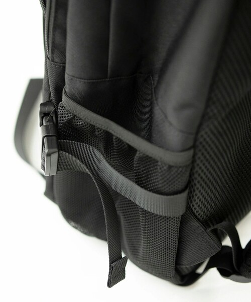 UNIVERSAL OVERALL(ユニバーサルオーバーオール)の「【UNIVERSAL OVERALL】TAPE RUCKSACK バックパック リュック(バックパック/リュック・メンズ・チャコールグレー/ベージュ/ネイビー/ブラック・FREE)」の22枚目の写真