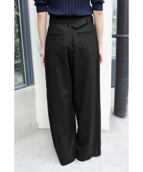 SLOBE IENA（スローブイエナ）の「ベルトツキワイドタックパンツ◆（その他パンツ・レディース・ブラック/キャメル/カーキ・38/40/36）」の18枚目の写真