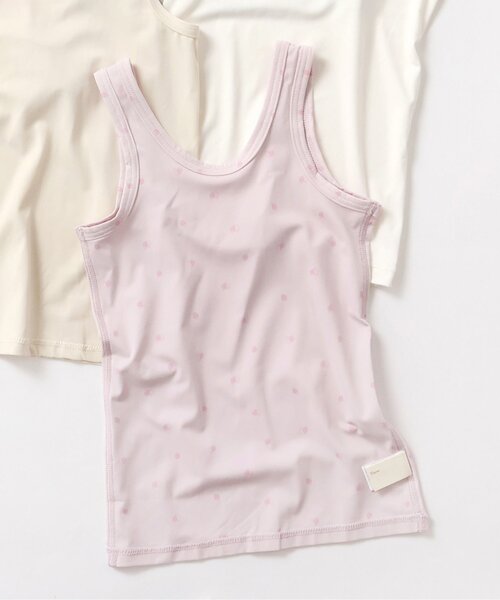 apres les cours(アプレレクール)の「【WEB限定/ジュニア対応】ひんやり天竺深あきインナータンク(インナーウェア/肌着・キッズ・ブラック/グレー/オフホワイト/ベージュ/ラベンダー/サーモンピンク・90/100/110/120/80/130/140)」の1枚目の写真