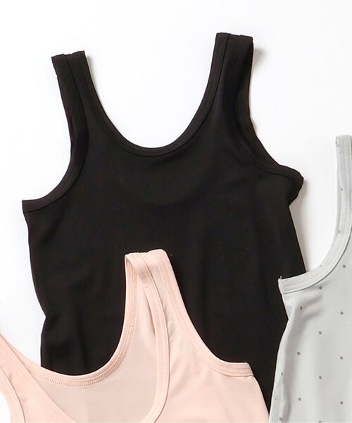 apres les cours(アプレレクール)の「【WEB限定/ジュニア対応】ひんやり天竺深あきインナータンク(インナーウェア/肌着・キッズ・ブラック/グレー/オフホワイト/ベージュ/ラベンダー/サーモンピンク・90/100/110/120/80/130/140)」の3枚目の写真