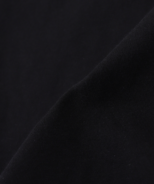 FRED PERRY(フレッドペリー)の「FRED PERRY(フレッドペリー) TWIN TIPPED Tシャツ M1588(Tシャツ/カットソー・メンズ・チャコールグレー/ブラック/ホワイト/ネイビー/ダークブルー・MEDIUM/LARGE/X-LARGE)」の8枚目の写真