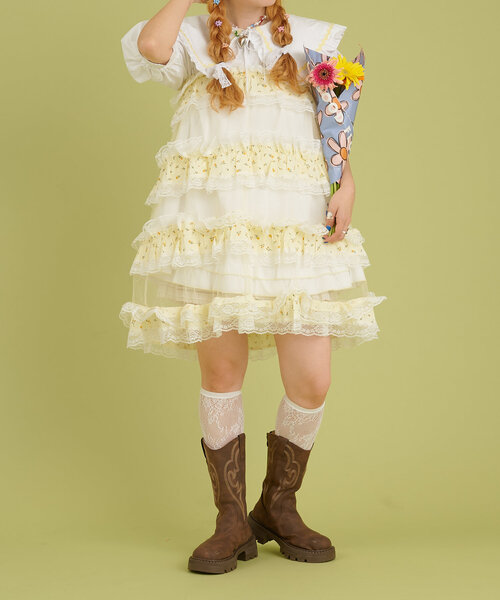 w closet（ダブルクローゼット）の「【あみこ企画】花柄レースティアードキャミワンピース（チュニック・レディース・イエロー/アイボリー・FREE）」の12枚目の写真