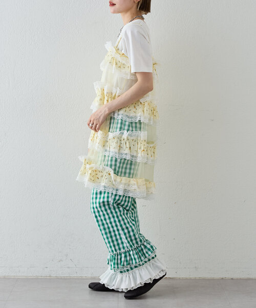 w closet（ダブルクローゼット）の「【あみこ企画】花柄レースティアードキャミワンピース（チュニック・レディース・イエロー/アイボリー・FREE）」の5枚目の写真