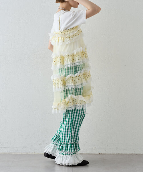 w closet（ダブルクローゼット）の「【あみこ企画】花柄レースティアードキャミワンピース（チュニック・レディース・イエロー/アイボリー・FREE）」の3枚目の写真