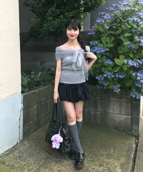 clear（クリア）の「チュールリボンデザインニットトップス[フェミニン ニット チュール リボン]≪2025SS新作≫（ニット/セーター・レディース・ブラック/グレー/オフホワイト/モカ/ボルドー・F）」の6枚目の写真