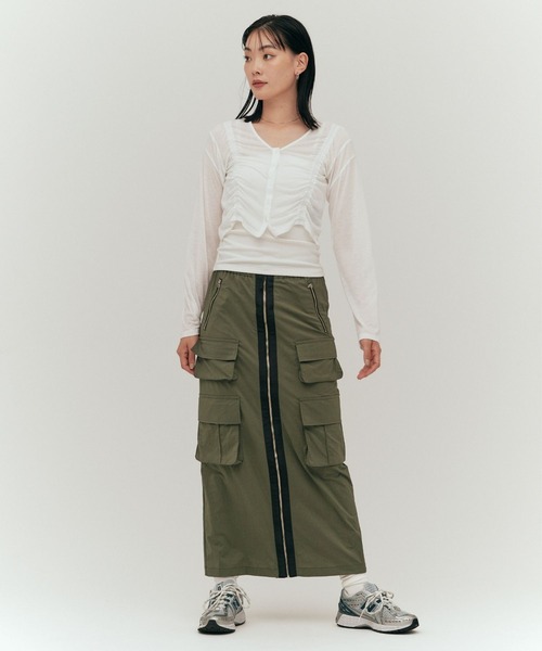 YOOU(ユー)の「シアーカーディガン/透け感素材 × ギャザーデザイン(カーディガン/ボレロ・レディース・ブラック/ホワイト・FREE)」の17枚目の写真
