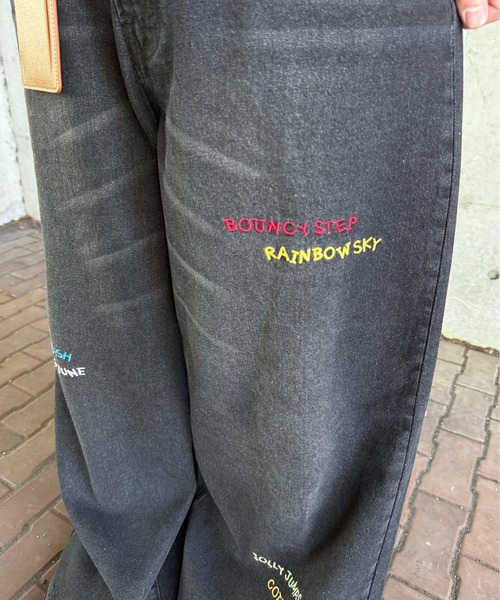 sedacle(セダクル)の「レタリング刺繍デニム(デニムパンツ・メンズ・ブラック/ライトインディゴブルー・LARGE/MEDIUM/SMALL)」の13枚目の写真
