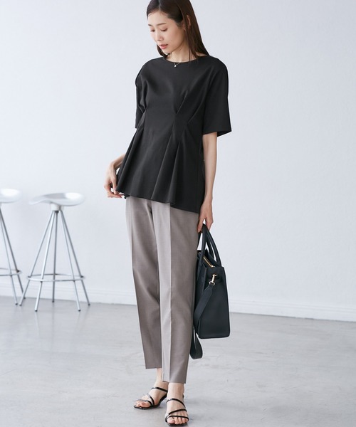 ROPE' PICNIC（ロペピクニック）の「(接触冷感×UVカット)ウエストタックペプラムトップス（Tシャツ/カットソー・レディース・ブラック/ブルー系その他6/ホワイト/ライトグリーン・38）」の6枚目の写真