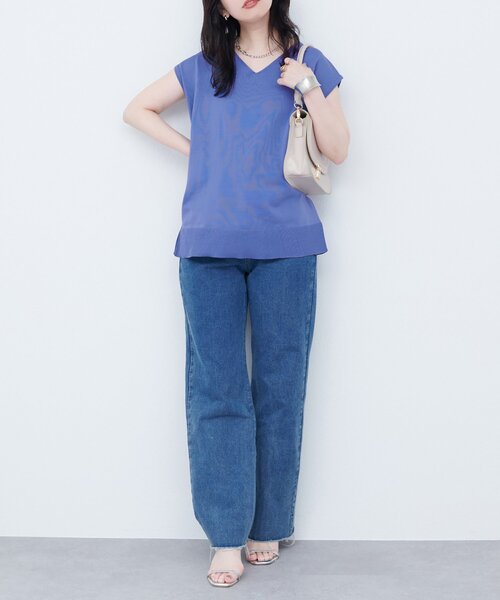 natural couture（ナチュラルクチュール）の「セットアップ対応　Vネックシンプルニット（ニット/セーター・レディース・ライトベージュ/ブルー/パープル/ブラック・FREE）」の20枚目の写真