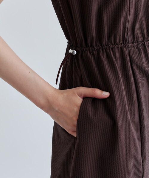 GALLEST(ギャレスト)の「ストライプサッカービスチェワンピース(ワンピース・レディース・ブラック/ブラウン系その他・36/38/40)」の7枚目の写真