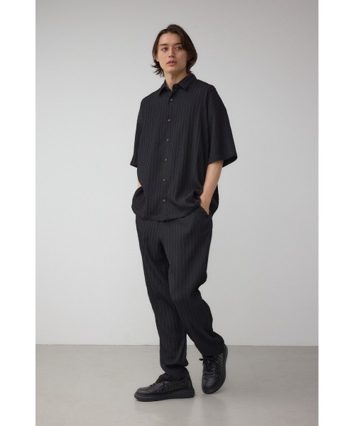 AZUL by moussy(アズールバイマウジー)の「タック楊柳リラックスシャツ(シャツ/ブラウス・メンズ・ライトグレー/グリーン/ブラック・MEDIUM/LARGE)」の4枚目の写真