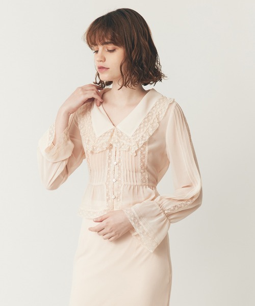 DEICY(デイシー)の「レースピンタックシフォンブラウス(シャツ/ブラウス・レディース・ライトブルー/ベビーピンク/アイボリー・FREE)」の3枚目の写真