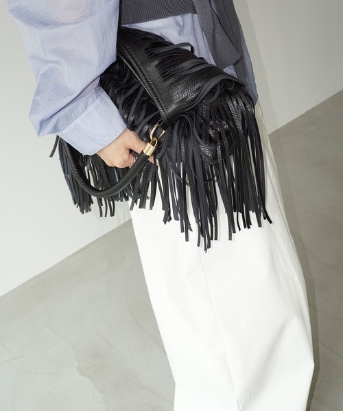 レザーライク フリンジショルダーバッグ cha25a002-ファッション