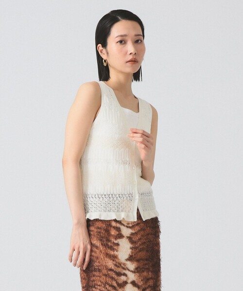 Ray BEAMS（レイビームス）の「ボーダー レース編み ベスト（ベスト・レディース・オフホワイト/レッド・ONE SIZE）」の6枚目の写真