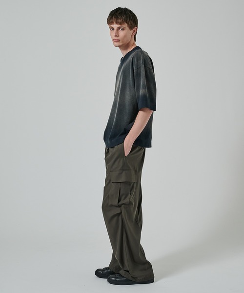 STUDIOUS（ステュディオス）の「【涼しいウール】COOL WOOL CARGO PANTS（カーゴパンツ・メンズ・ダークグリーン/ブラック・1/2）」の7枚目の写真