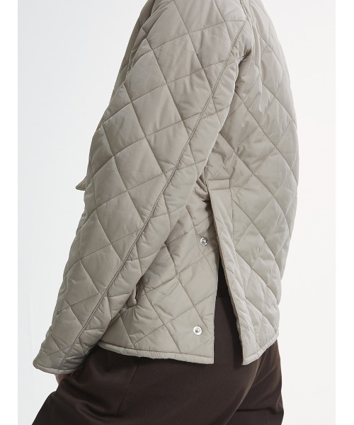 Barbour(バブアー)の「【COALVILLE / コールヴィル】キルティング ショート ジャケット"Japan Exclusive"(レディース)(その他アウター・レディース・ブラック/ベージュ・SMALL/MEDIUM)」の14枚目の写真