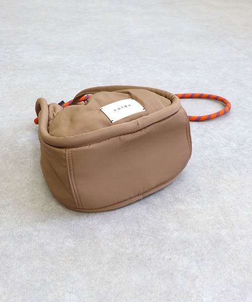 COLDE （コルデ）の「パラコードハンドルギャザーショルダーバッグ【詳細動画あり】（ショルダーバッグ・レディース・カーキ/ブラック/ベージュ・FREE）」の11枚目の写真