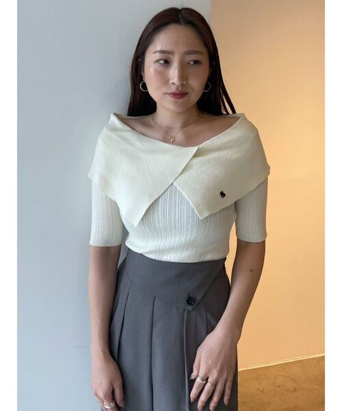 LAGUNAMOON(ラグナムーン)の「【POLO BCSコラボ】アシメカラーネックリブニットプルオーバー(ニット/セーター・レディース・ベージュ/アイボリー/ネイビー・FREE)」の11枚目の写真