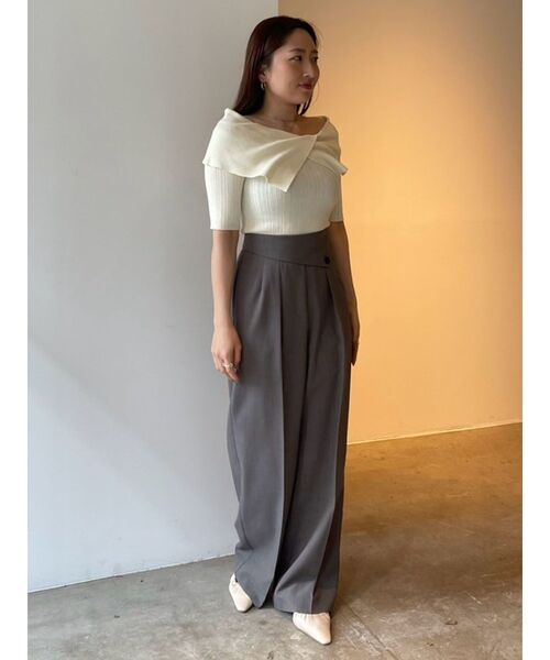 LAGUNAMOON(ラグナムーン)の「【POLO BCSコラボ】アシメカラーネックリブニットプルオーバー(ニット/セーター・レディース・ベージュ/アイボリー/ネイビー・FREE)」の14枚目の写真