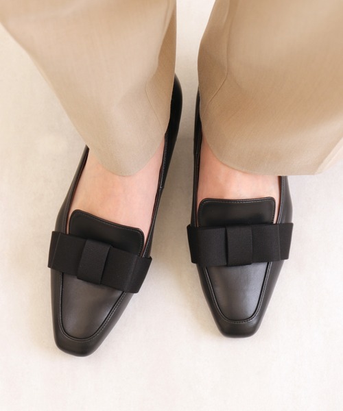 artemis by DIANA(アルテミスバイダイアナ)の「グログランリボン ローヒールローファー(ローファー・レディース・ブラック/ダークブラウン/クリアブラック・24.5cm/24.0cm/23.5cm/23.0cm/22.5cm/25.0cm/22.0cm)」の13枚目の写真