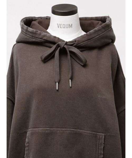 VEQUM(VEQUM)の「【VEQUM】CLUSH LOOSE WIDE HOODIE(パーカー・レディース・グリーン/ブラウン・FREE)」の6枚目の写真