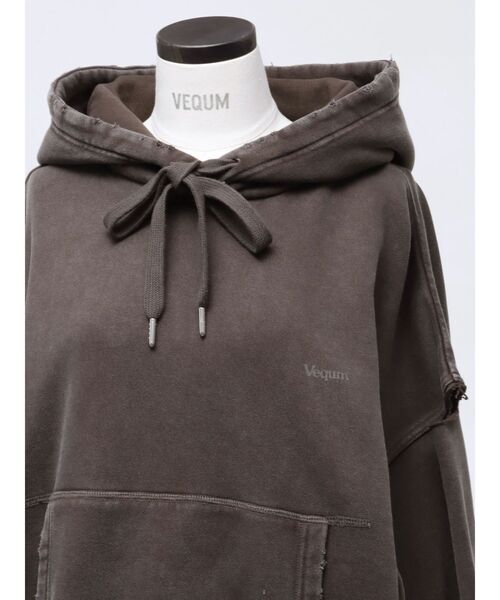 VEQUM(VEQUM)の「【VEQUM】CLUSH LOOSE WIDE HOODIE(パーカー・レディース・グリーン/ブラウン・FREE)」の7枚目の写真