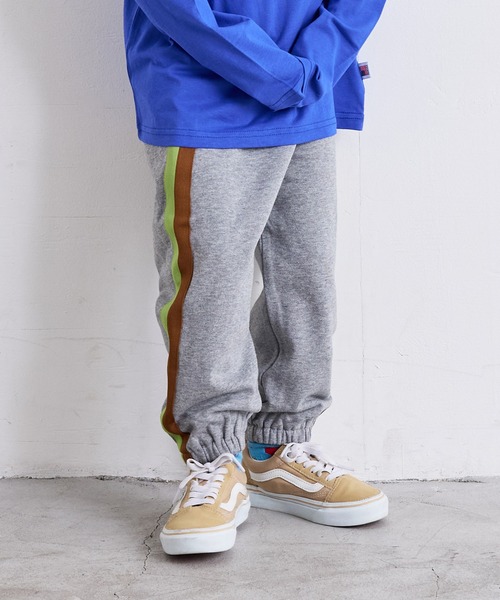 MARKEY'S(マーキーズ)の「カラーテープスウェットパンツ(スウェットパンツ・キッズ・オフホワイト/オレンジ/モスグリーン/杢グレー・100/130/120/95/90/80/110/150/140)」の2枚目の写真