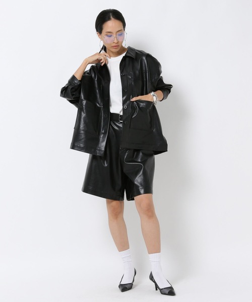 HEREIAM（ヘレイアム）の「【HEREIAM】選べる2素材！レザーカバーオール（その他アウター・レディース・ブラック/キャメル・FREE）」の3枚目の写真