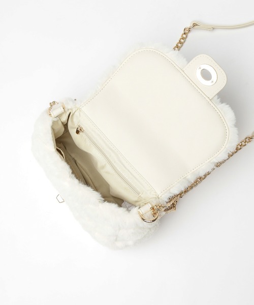 Honeys（ハニーズ）の「キルティングファーバッグ（ショルダーバッグ・レディース・アイボリー/グレー/レオパード/ピンク・FREE）」の14枚目の写真