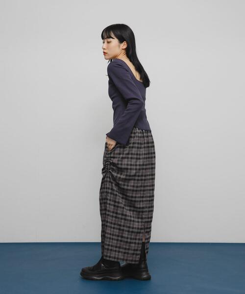 KBF(ケイビーエフ)の「バックオープンカップ付ロンTEE(Tシャツ/カットソー・レディース・オートミール/アイボリー/チャコールグレー・ONE)」の18枚目の写真