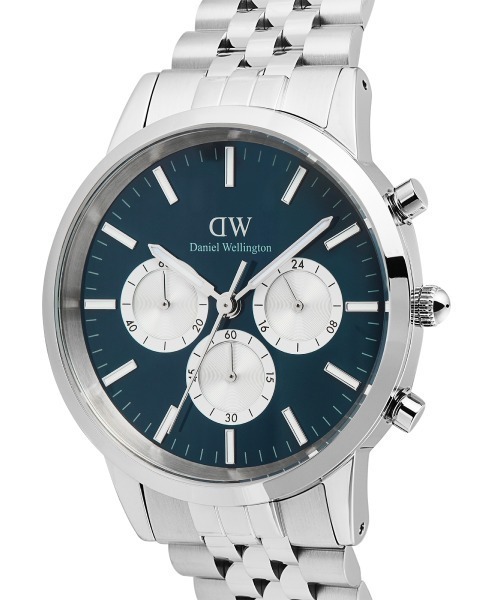 Daniel Wellington(ダニエルウェリントン)の「Iconic Chronograph 40MM Arch 5-Link Panda メンズ腕時計 シルバー(アナログ腕時計・メンズ・シルバー/シルバー×ブラック・40mm)」の5枚目の写真