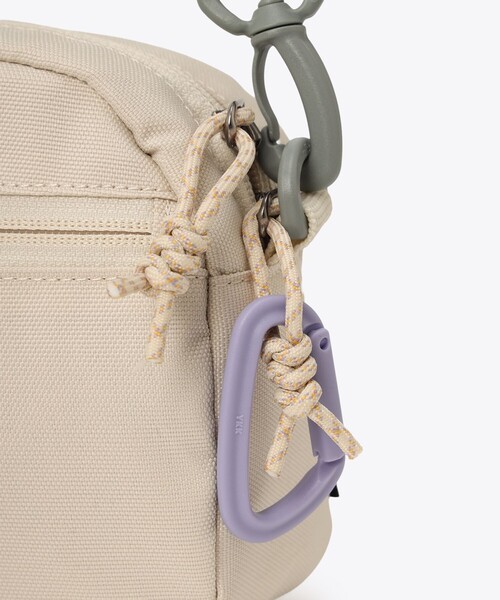 Columbia（コロンビア）の「撥水 Columbia／プライスストリーム ミニショルダー 2L バッグ／コロンビア（ショルダーバッグ・レディース・ベージュ/ブラック/パープル/ブルーグリーン/ホワイト・ONE SIZE）」の20枚目の写真