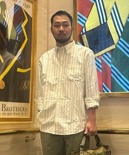 BROOKS BROTHERS(ブルックスブラザーズ)の「コットンオックスフォード ストライプ フライデーシャツ(シャツ/ブラウス・メンズ・ブルー/ピンク/イエロー/ホワイト/パープル・X-SMALL/X-LARGE/MEDIUM/SMALL/LARGE)」の4枚目の写真